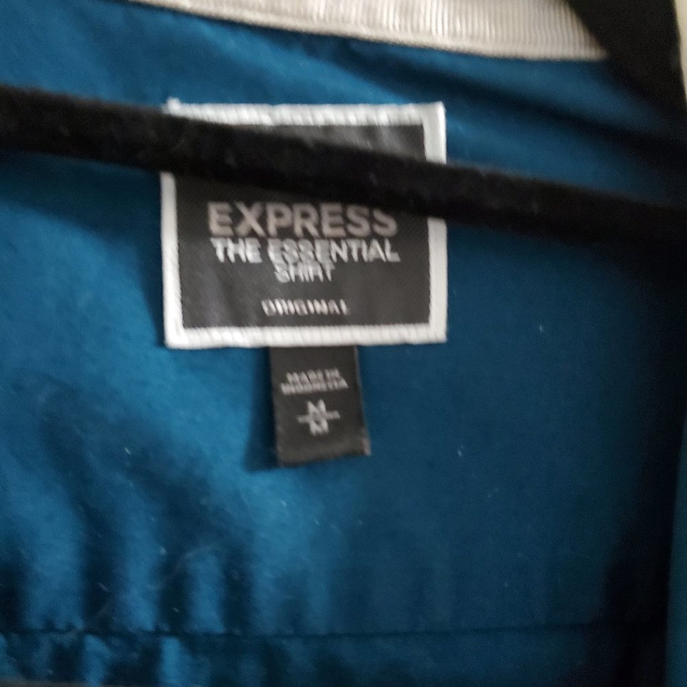 Express The Essential Shirt - Original (M)